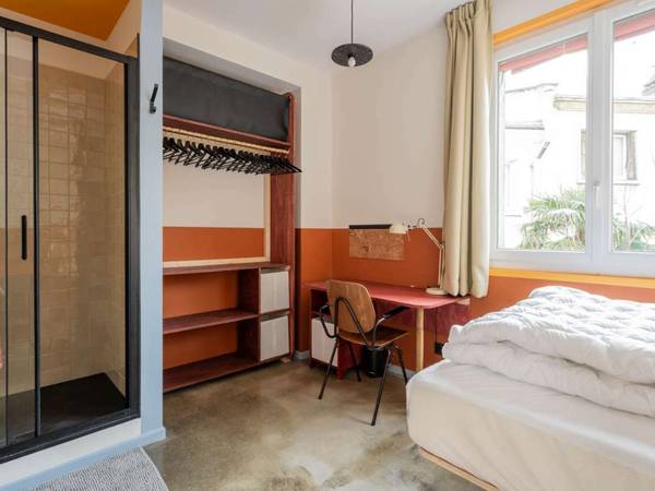 Colocation / Maison 10 pièces de 355 m², Paris, Rue de Mouzaïa / Photo 2