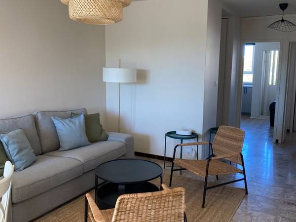 Colocation / Appartement 5 pièces de 120 m², Aix-en-Provence, Rue Léon Blum / Photo 2