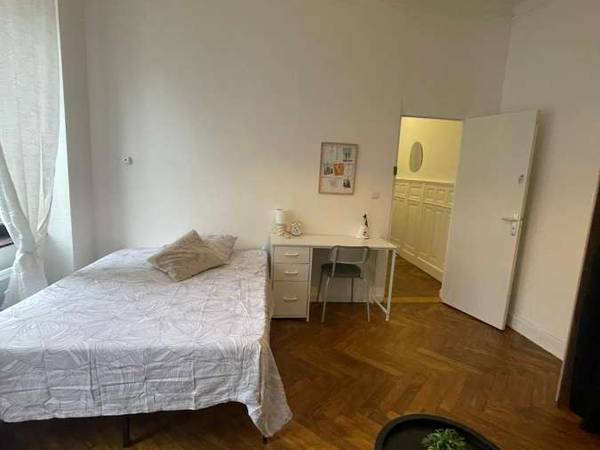 Colocation / Appartement 2 pièces de 45 m², Strasbourg, Rue des Planches / Photo 2