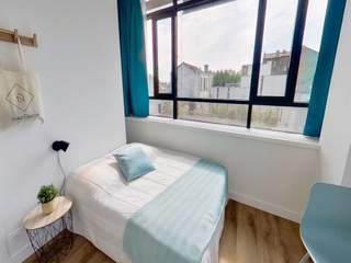 Piso compartido / 11 rooms apartment · 220 m², Asnières-sur-Seine, Avenue Sainte-Anne
