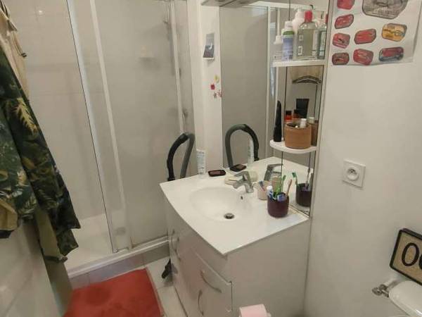 Sous-location / Appartement 3 pièces de 60 m², Paris, Rue du Faubourg Saint-Denis / Photo 5