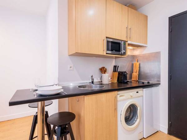 Location / Studio de 21 m², Marseille, Rue Lafon / Photo 2