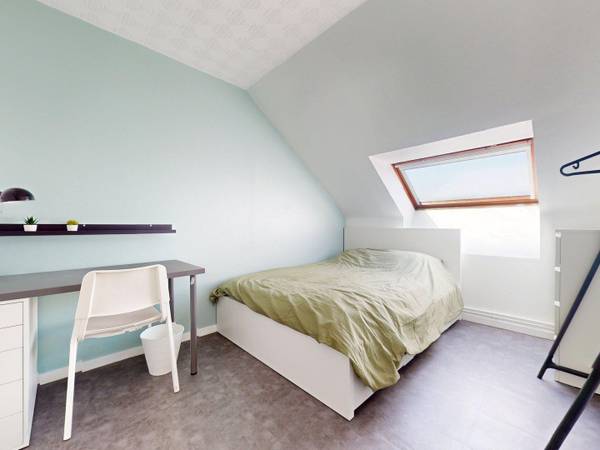 Colocation / Appartement 4 pièces de 89 m², Évry-Courcouronnes, Mail René Clair / Photo 2