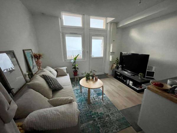 Location / Maison 1 pièce de 20 m², Rennes, Rue Lobineau / Photo 2