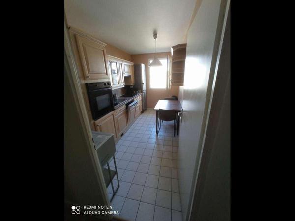 Colocation / Appartement 4 pièces de 72 m², Cergy, Avenue de la Poste / Photo 4