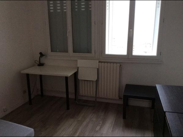 Colocation / Appartement 4 pièces de 71 m², Toulouse, Boulevard de Larramet / Photo 2