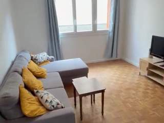 Colocation / 3 rooms apartment · 55 m², Paris, Rue Pouchet