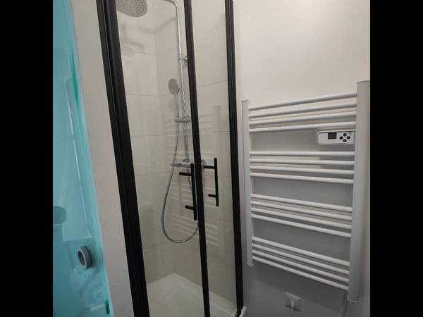 Colocation / Appartement 4 pièces de 65 m², Bois-Colombes, Place Gabriel Péri / Photo 4