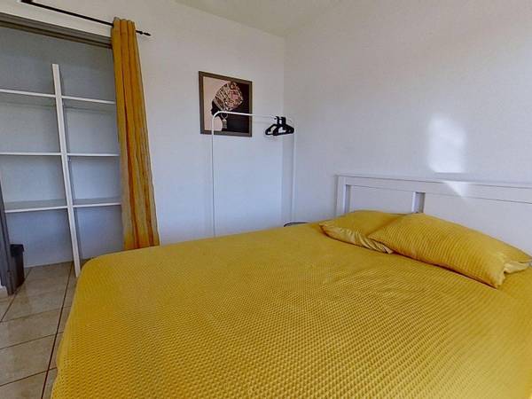Colocation / Appartement 4 pièces de 82 m², Nîmes, Avenue Georges Dayan / Photo 2
