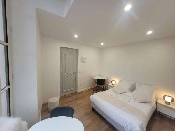 Coliving / Hôtel particulier 5 pièces de 100 m², Meaux, Rue Saint-Maur / Photo 2