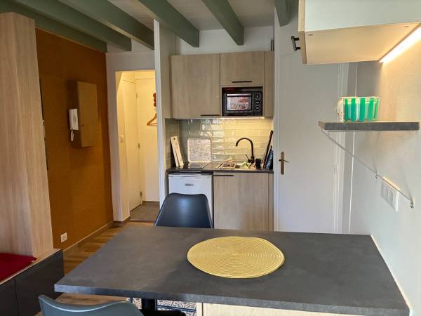 Location / Appartement 2 pièces de 23 m², Bordeaux, Cours de la Somme / Photo 2