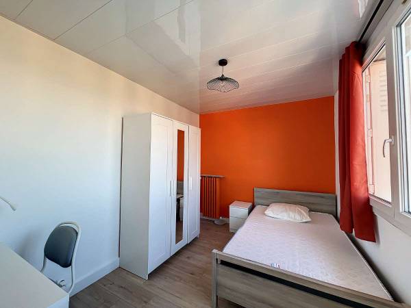 Colocation / Appartement 4 pièces de 70 m², Avignon, Route de Morières / Photo 9