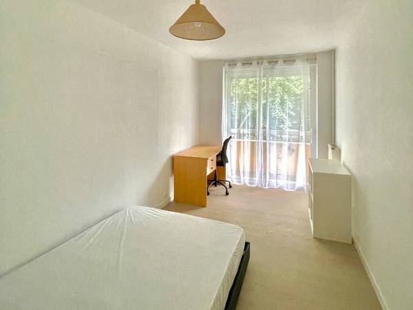 Colocation / Appartement 6 pièces de 100 m², Rennes, Square du Douro / Photo 10
