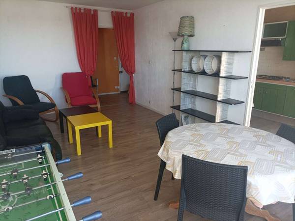 Colocation / Appartement 5 pièces de 10 m², Angers, Square des Caléïdes / Photo 5