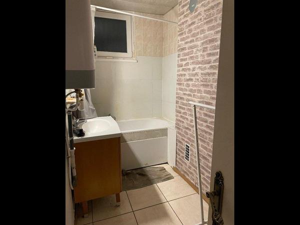 Chambre pour étudiant / Appartement 5 pièces de 81 m², Strasbourg, Rue d'Orbey / Photo 2