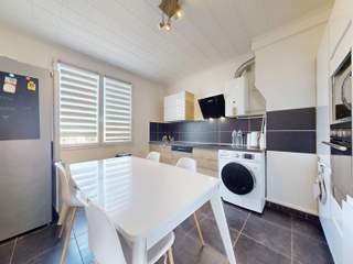 Room share, 4 rooms apartment, Villeurbanne