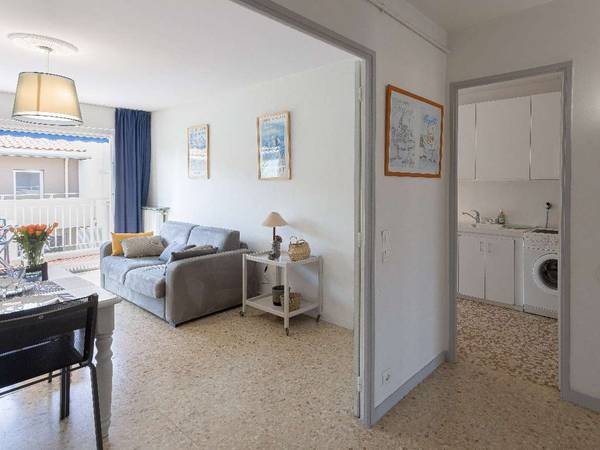 Location / Appartement 3 pièces de 60 m², Cannes, Rue de Roquebillière / Photo 3