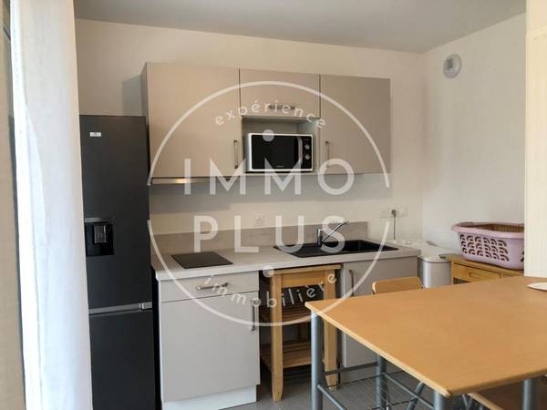 Location / Appartement 1 pièce de 26 m², Annecy, Rue du Bois Gentil / Photo 2