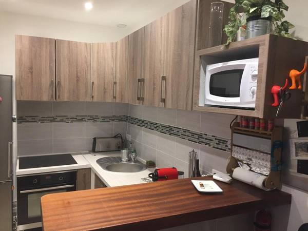 Colocation / Appartement 4 pièces de 72 m², Marseille, La Canebière / Photo 2