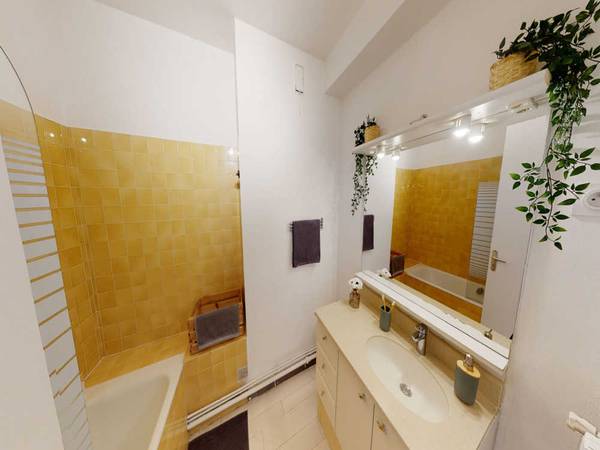 Room share / 4 rooms apartment · 80 m², Paris, Rue Michel Ange / Photo 16
