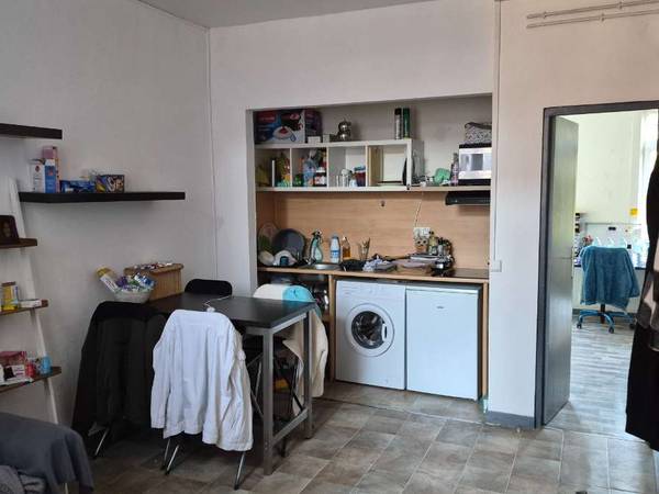 Location / Appartement 3 pièces de 40 m², Lille, Rue de la Chaude Rivière / Photo 2