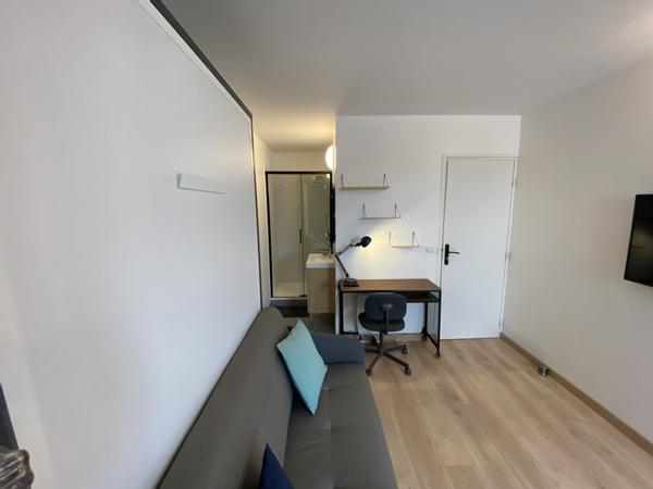 Colocation / Appartement 4 pièces de 68 m², Saint-Denis, Rue de l'Octroi / Photo 2