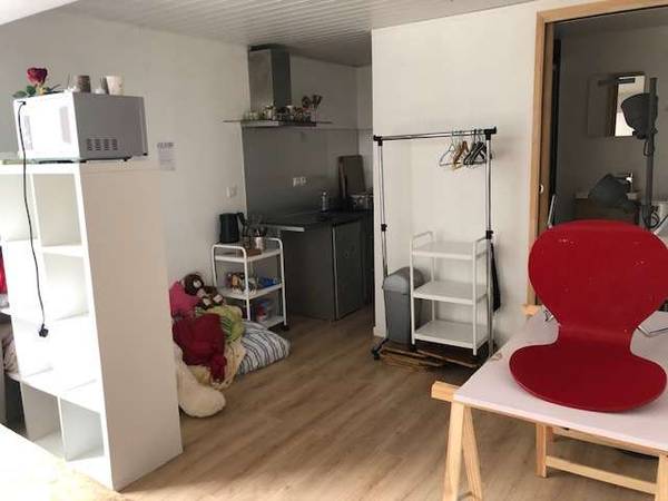 Location / Appartement 1 pièce de 20 m², Angoulême, Rue Jean Maintenon / Photo 2