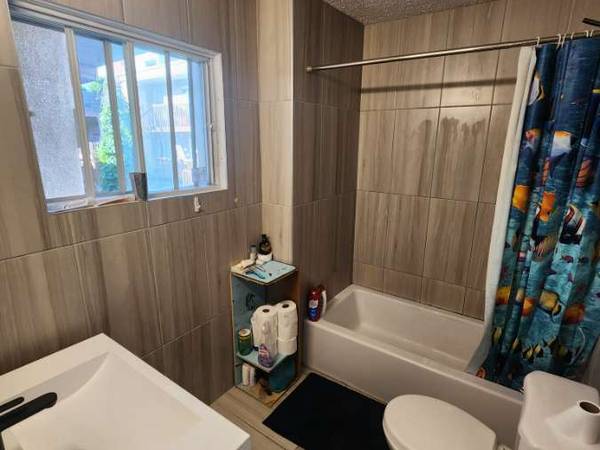 Colocation / Maison 8 pièces de 180 m², Québec, Rue de la Reine / Photo 8