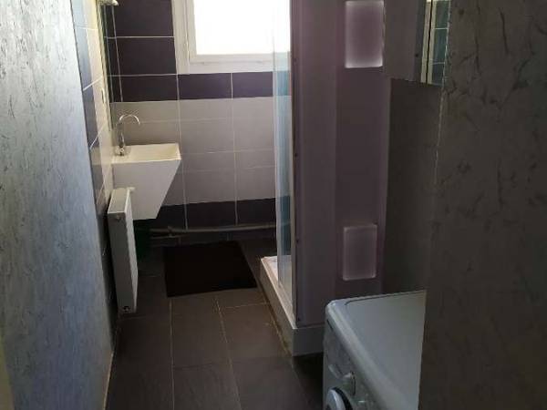 Colocation / Appartement 3 pièces de 65 m², Rennes, Rue du Bourbonnais / Photo 2