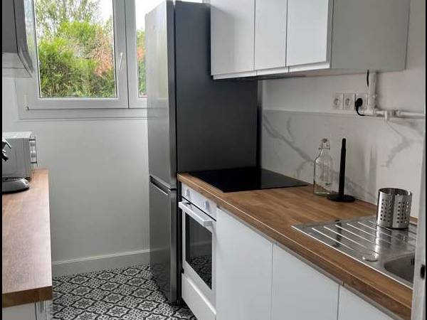 Colocation / Appartement 5 pièces de 75 m², Tours, Rue de Langeais / Photo 2