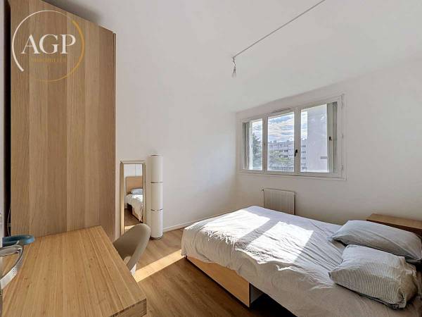 Flatsharing / 5-bedroom flat · 87 m², Orléans, Allée des Roseraies / Photo 10
