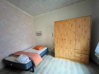 Room in a live-in landlord's home / 1 room house, Lille