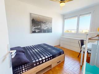 Flatsharing / 4-bedroom flat · 68 m², Bron, Rue Nungesser Et Coli