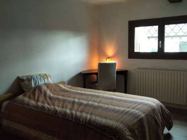 Chambre pour étudiant / Maison 3 pièces de 75 m², Bennecourt, Rue Emile Zola / Photo 6