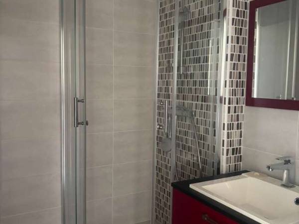 Chambre pour étudiant / Appartement 7 pièces de 110 m², Villeurbanne, Impasse Million / Photo 8