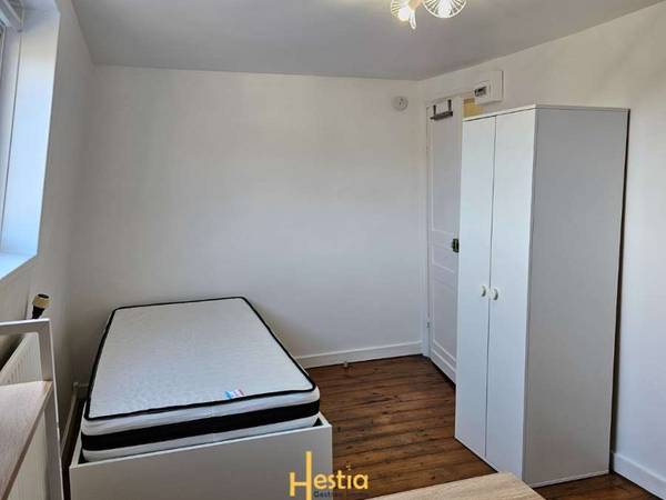 Colocation / Maison 5 pièces de 25 m², Tourcoing, Rue des Poutrains / Photo 2