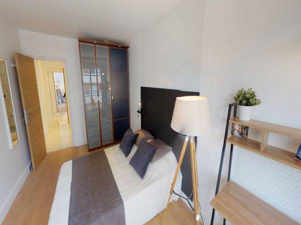 Flatsharing / 5-bedroom flat · 110 m², Paris, Rue des Morillons / Photo 2