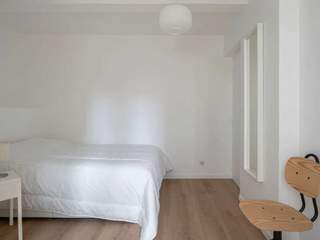 Colocation / Appartement 5 pièces de 129 m², Paris, Place de la Réunion