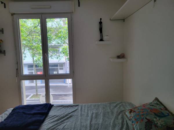 Coliving / Immeuble 2 pièces de 67 m², Clichy, Allées de l'Europe / Photo 2