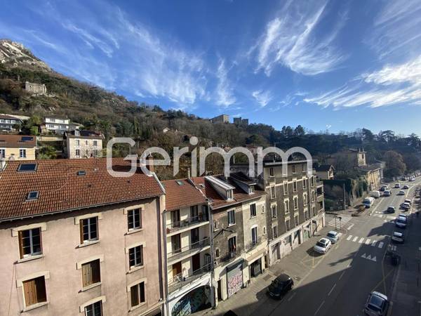 Location / Appartement 1 pièce de 29 m², Grenoble, Route de Lyon / Photo 8