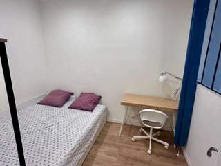 Colocation / Appartement 4 pièces de 76 m², Marseille, Rue Francis de Pressense