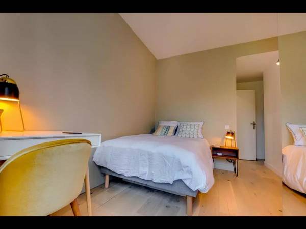 Coliving / Maison 10 pièces de 350 m², Créteil, Rue de la Terrasse / Photo 2