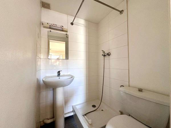 Location / Studio de 12 m², Rennes, Rue de Nemours / Photo 2
