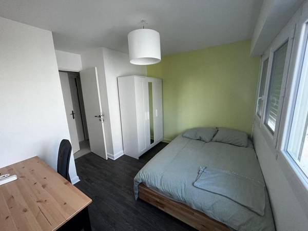 Colocation / Appartement 4 pièces de 86 m², Saint-Herblain, Rue de Beziers / Photo 2