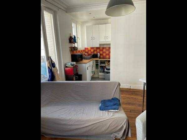 Colocation / Appartement 3 pièces de 48 m², Paris, Rue du Père Corentin / Photo 2