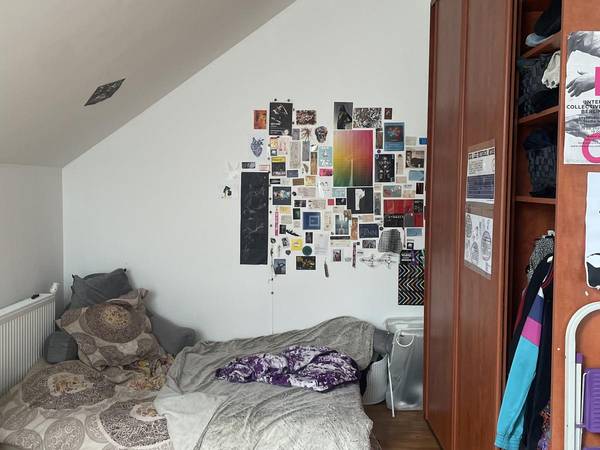 Sous-location / Appartement 7 pièces de 150 m², Bobigny, Rue des Huats / Photo 2