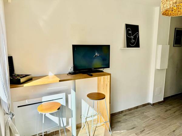 Location / Studio, Cannes / Photo 2