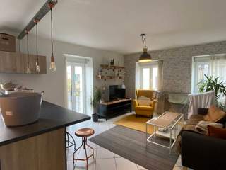 Room in a live-in landlord's home / 1 room apartment, Saint-Gingolph