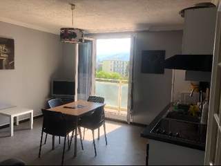 Room share / 6 rooms apartment · 69 m², Saint-Martin-d'Hères, Impasse du Pontet