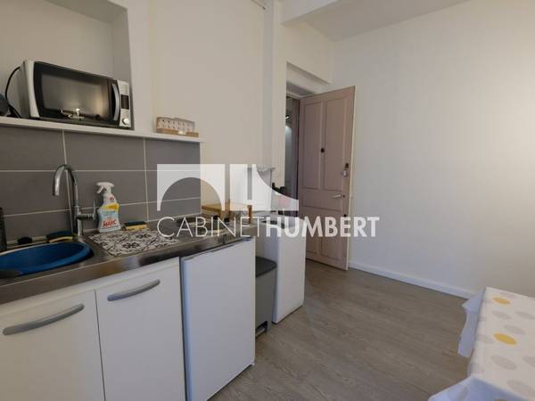 Location / Appartement 2 pièces de 34 m², Saint-Étienne, Rue Montesquieu / Photo 9
